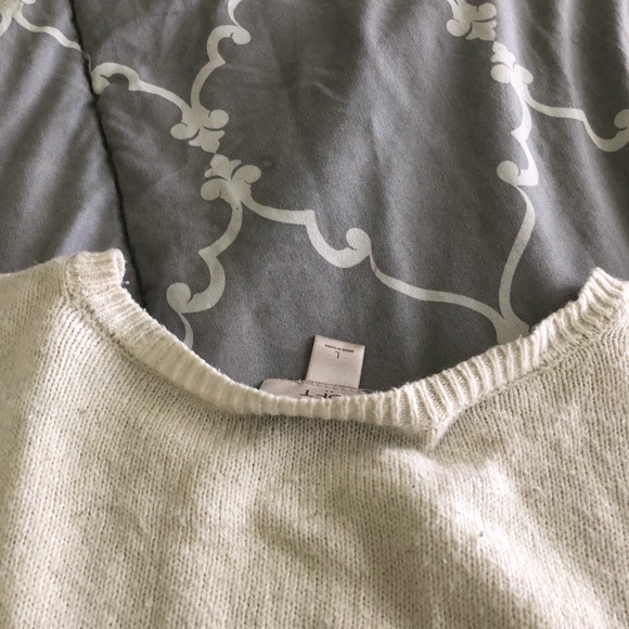 Comfortable sweater - Picture 8 of 9